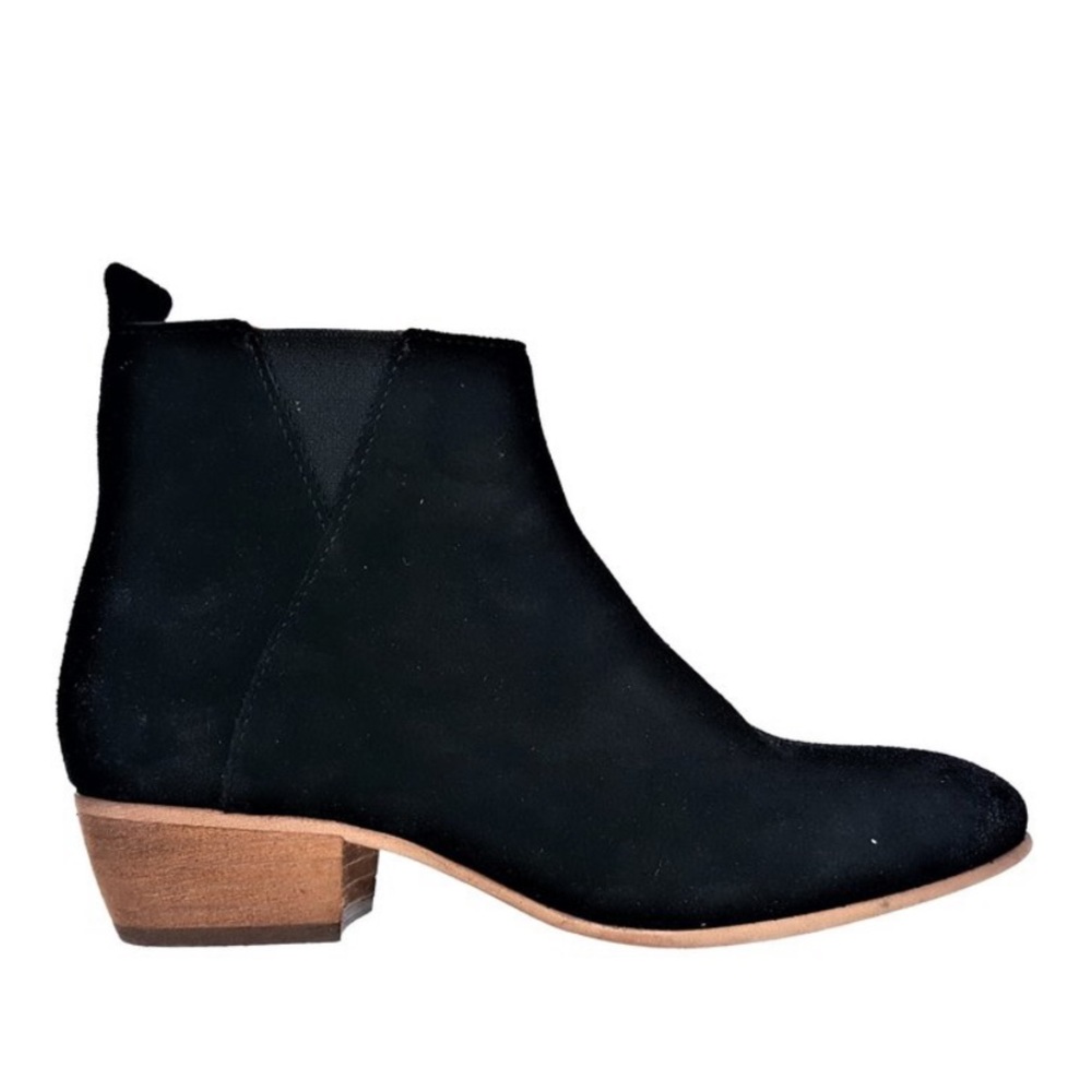 NWT REBELS Bea Black Leather Suede Ankle Booties Boot Black